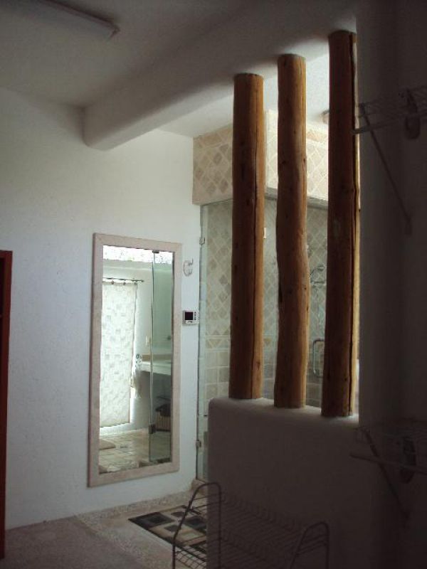 {"esp":"VESTIDOR"}