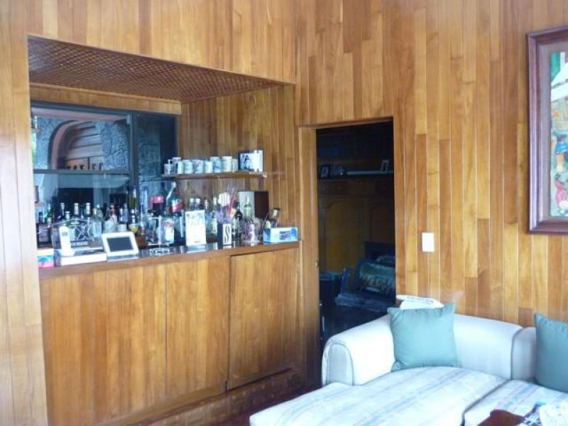 {"esp":"Bar","ing":"Bar"}